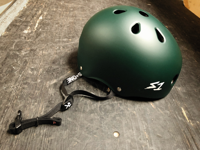 darkgreenmatte.jpg darkgreenmatte.jpg